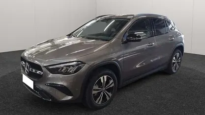 Usata Mercedes GLA180 Advanced Plus 116 CV (85 kW) 2024 Grigio SUV