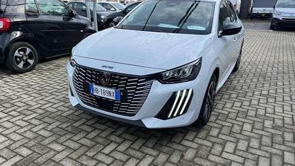 Nouvelle Peugeot 208 Allure 145 ch (106 kW) 2025 Blanc Citadine