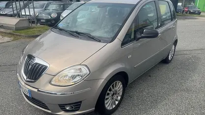 Usata 2009 Lancia Musa Monovolume | 3999 € (Buon prezzo)