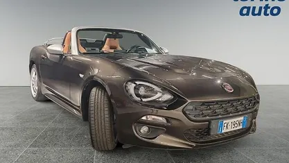 Usata Fiat 124 Spider Lusso 140 CV (102 kW) 2017 Cabrio