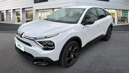 Usata Citroën e-C4 100 kW (136 CV) 2024 Bianco Berlina