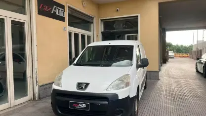 Usata Peugeot Partner 90 CV (66 kW) 2011 Bianco