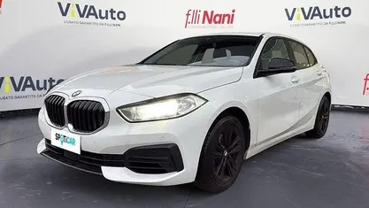 Usata BMW 118 Advantage 140 CV (102 kW) 2020 Bianco Utilitaria