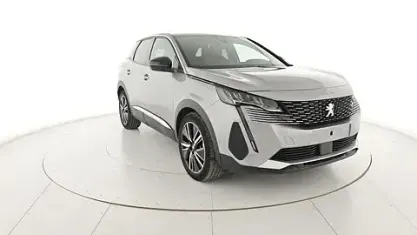 Usata Peugeot 3008 Allure 179 CV (131 kW) 2024 Argento SUV