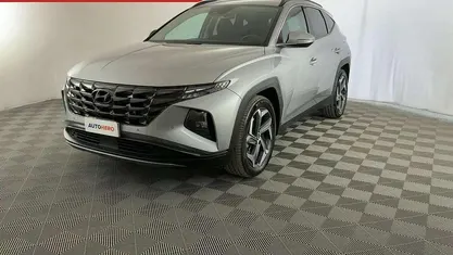 Argento Usata 2023 Hyundai Tucson SUV | 23.899 € (Buon prezzo)
