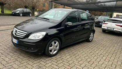 Nero Usata 2007 Mercedes B180 Monovolume | 4000 € (Buon prezzo)