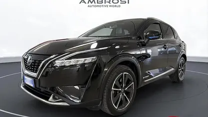 Käytetty Nissan Qashqai Tekna 190 HP (139 kW) 2023 Musta Katumaasturi