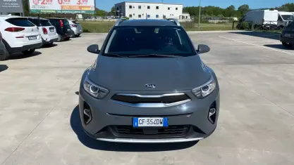 Usata Kia Stonic 82 CV (60 kW) 2021 Grigio SUV