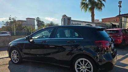 Nero Usata 2017 Mercedes A200 Tre volumi | 14.790 € (Super prezzo)