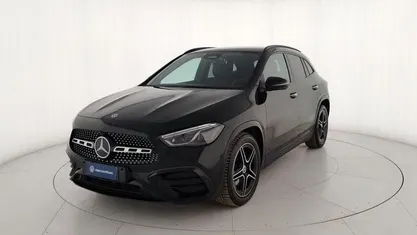Usata Mercedes GLA200 AMG Line Premium 150 CV (110 kW) 2023 Nero metallizzato SUV