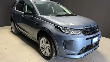 Usata Land Rover Discovery 5 R-Dynamic 204 CV (150 kW) 2021 Azzurro chiaro metallizzato SUV