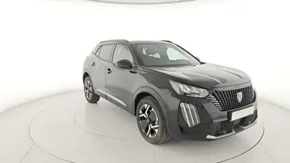 Usata Peugeot 2008 Allure 101 CV (74 kW) 2025 Nero SUV