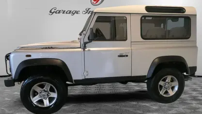 Usata Land Rover Defender 122 CV (89 kW) 2006 Argento Station wagon
