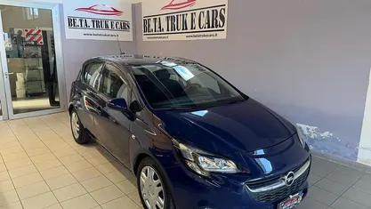 Usata Opel Corsa 90 CV (66 kW) 2017 Blu Berlina