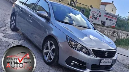 Usata Peugeot 308 Allure 131 CV (96 kW) 2018 Argento Station wagon