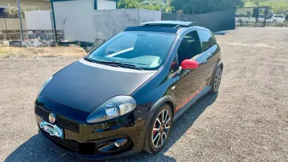 Usata Abarth Grande Punto 155 CV (114 kW) 2010 Nero Utilitaria