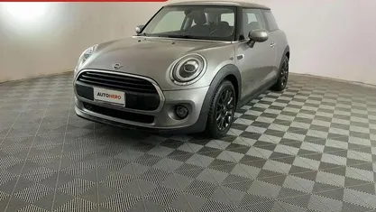 Grigio Usata 2019 Mini ONE Due volumi | 12.499 € (Buon prezzo)