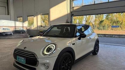 Usado Mini Cooper Hype 136 CV (100 kW) 2019 Blanco Utilitario