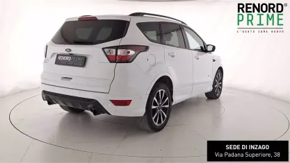 Usata Ford Kuga ST-Line 180 CV (132 kW) 2017 Bianco SUV