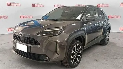 Usata Toyota Yaris Cross Trend 116 CV (85 kW) 2025 Grigio SUV