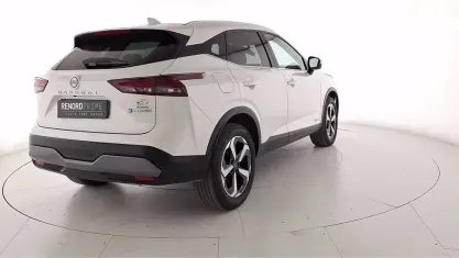 Usata Nissan Qashqai N-Connecta 158 CV (116 kW) 2023 White pearl brilliant SUV