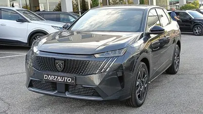 Usata Peugeot 3008 Allure 136 CV (100 kW) 2025 Grigio titanium metallizzato SUV