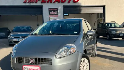 Usata Fiat Grande Punto Dynamic 69 CV (50 kW) 2009 Grigio Utilitaria