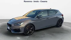 Grigio Usata 2024 Cupra Leon VZ Tre volumi | 29.500 € (Buon prezzo)