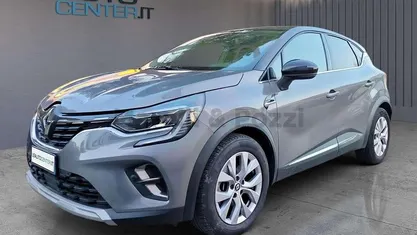 Usata 2022 Renault Captur Intens SUV | 16.900 € (Buon prezzo)