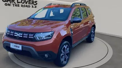 Usata Dacia Duster Journey 101 CV (74 kW) 2023 Enz  orange arizona SUV