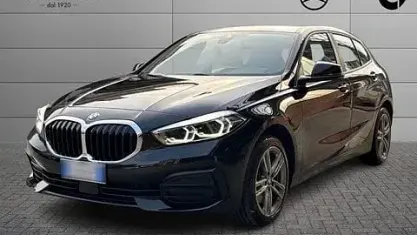 Usata BMW 118 Sport Line 150 CV (110 kW) 2022 Nero Utilitaria