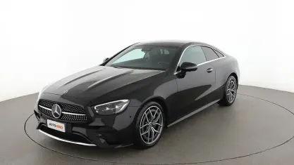 Usata Mercedes E220 Premium Plus 195 CV (143 kW) 2022 Nero Coupé