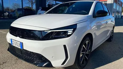 Usata 2025 Opel Corsa S Berlina | 15.200 € (Buon prezzo)