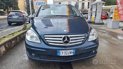 Usata Mercedes B150 95 CV (69 kW) 2006 Blu Monovolume