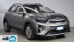 Usata 2024 Kia Stonic Urban SUV | 16.800 € (Buon prezzo)
