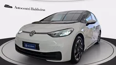Glacier white metalizzato/nero Usata 2021 VW ID.3 Pure Due volumi | 19.900 € (Buon prezzo)