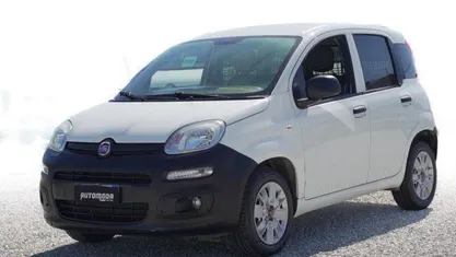 Bianco pastello Usata 2019 Fiat Panda Pop Due volumi | 9900 € (Buon prezzo)