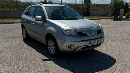 Usata Renault Koleos Dynamique 150 CV (110 kW) 2008 Grigio SUV