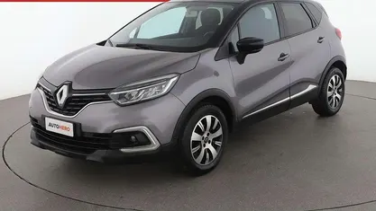 Usata Renault Captur 90 CV (66 kW) 2019 Grigio SUV