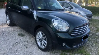 Usata Mini Cooper Countryman 122 CV (89 kW) 2013 Verde SUV