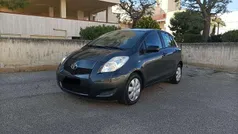 Usata 2010 Toyota Yaris Sol Tre volumi | 5900 € (Buon prezzo)