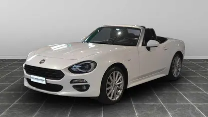 Bianco Usata 2018 Fiat 124 Spider Lusso Cabrio | 21.900 € (Ottimo prezzo)