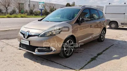 Usata Renault Scénic III 131 CV (96 kW) 2014 Giallo Monovolume