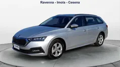 Argento Usata 2021 Skoda Octavia G-TEC Executive Station wagon | 22.200 € (Molto cara)