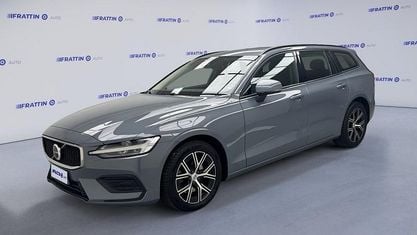 Usata Volvo V60 197 CV (144 kW) 2023 Gray Station wagon