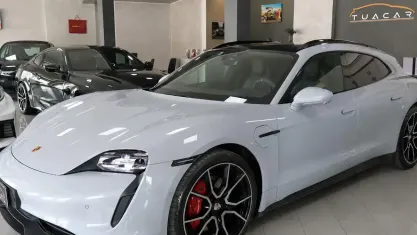 Usata Porsche Taycan 4S Performance Package 360 kW (490 CV) 2022 Grigio Berlina