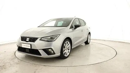 Argento Usata 2023 Seat Ibiza FR Due volumi | 12.900 € (Buon prezzo)