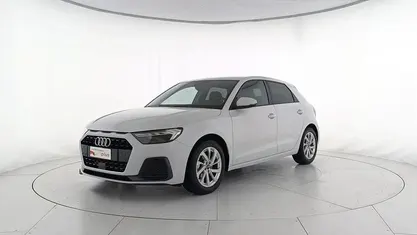 Bianco ghiacciaio metallizzato Usata 2025 Audi A1 Sportback Advanced Due volumi | 26.900 € (Buon prezzo)