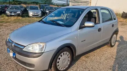 Usata Opel Corsa Njoy 75 CV (55 kW) 2003 Grigio Utilitaria