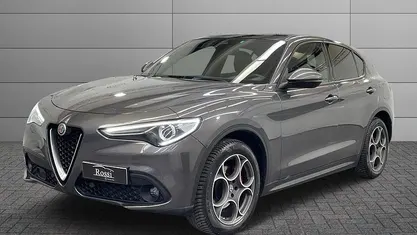 Usata Alfa Romeo Stelvio Business 210 CV (154 kW) 2017 Blu SUV
